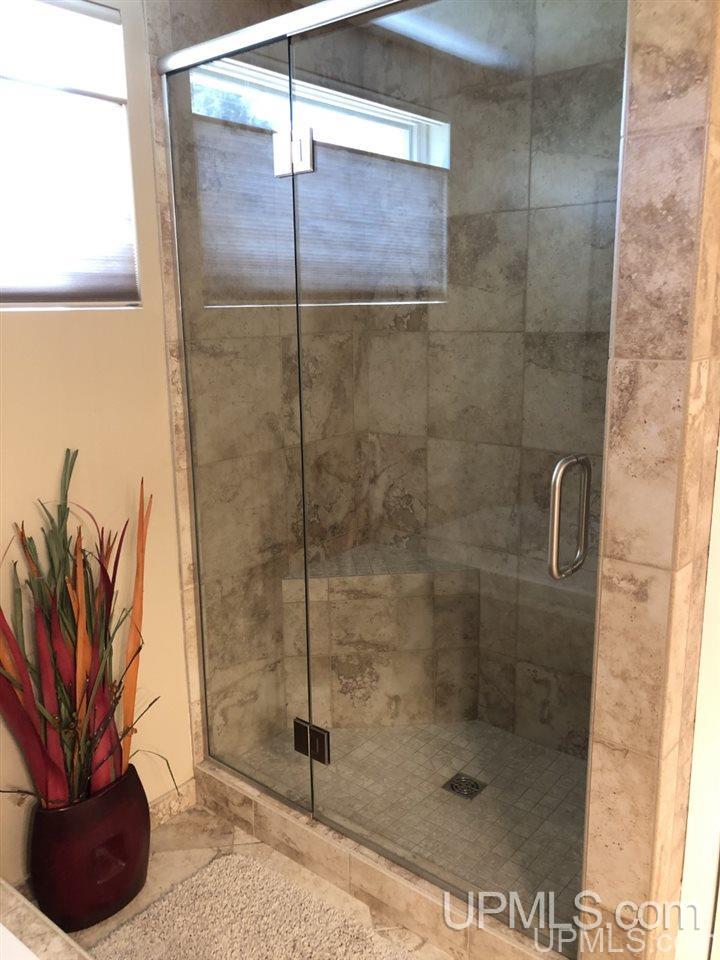 5368 12th Road Escanaba, MI 49829 - Photo 15 of 33