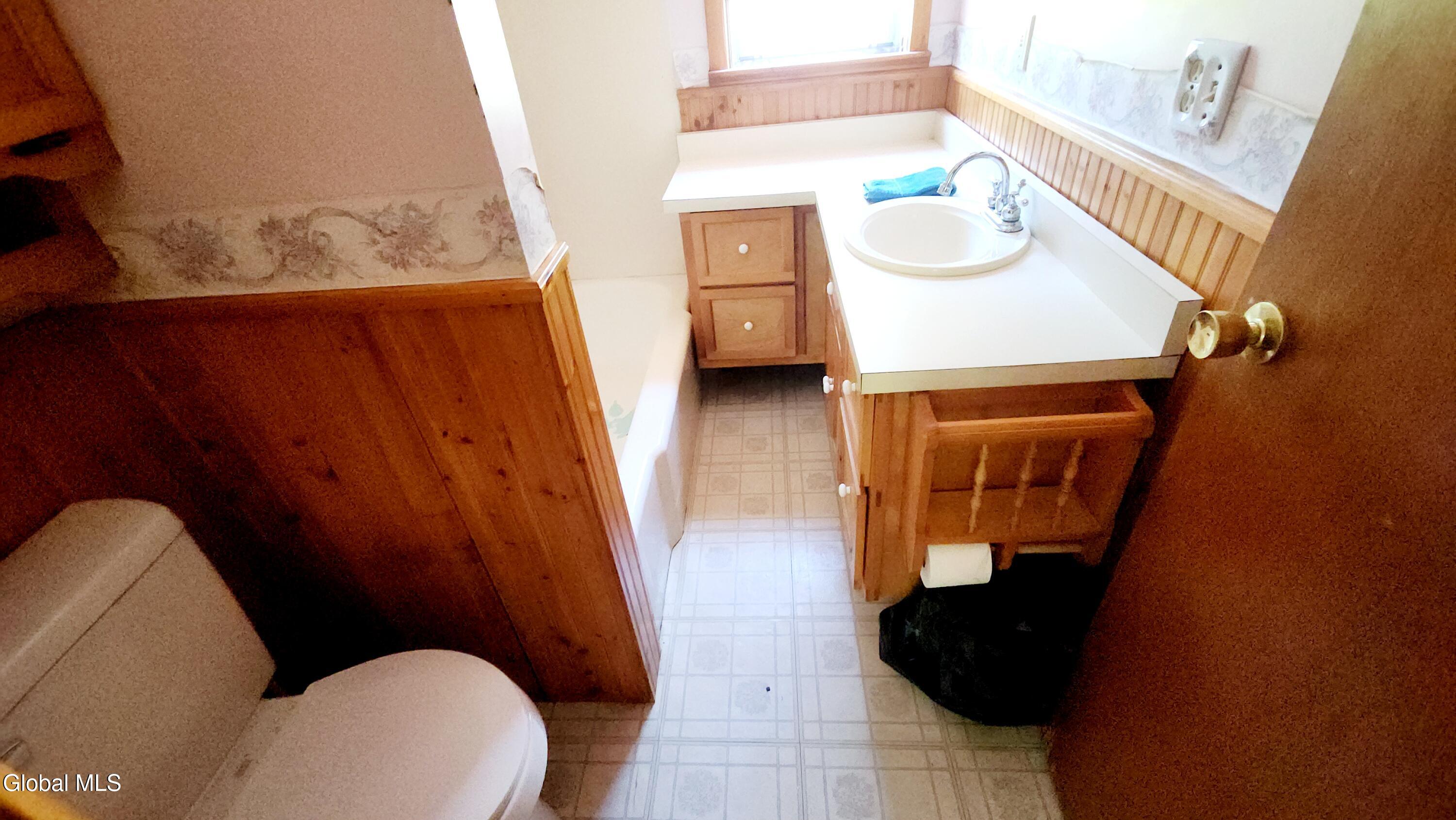 844 County Route 353 Middleburgh, NY 12122 - Photo 17 of 18 Bathroom