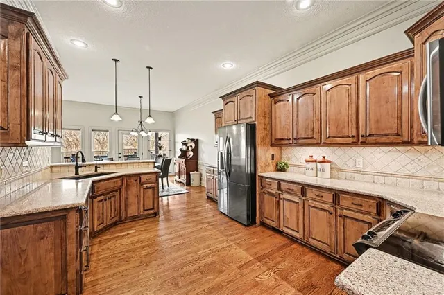 $625,000 | 604 Indian Trail Court, Smithville, MO 64089