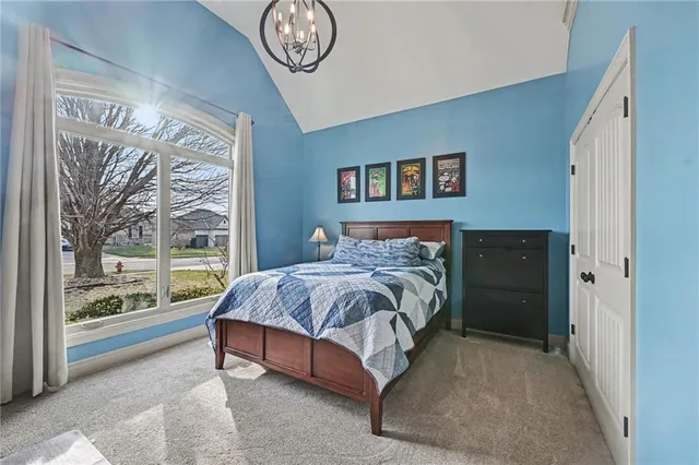 $625,000 | 604 Indian Trail Court, Smithville, MO 64089