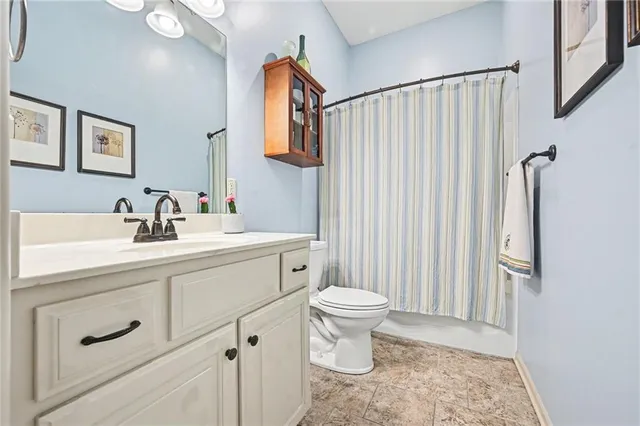 $625,000 | 604 Indian Trail Court, Smithville, MO 64089