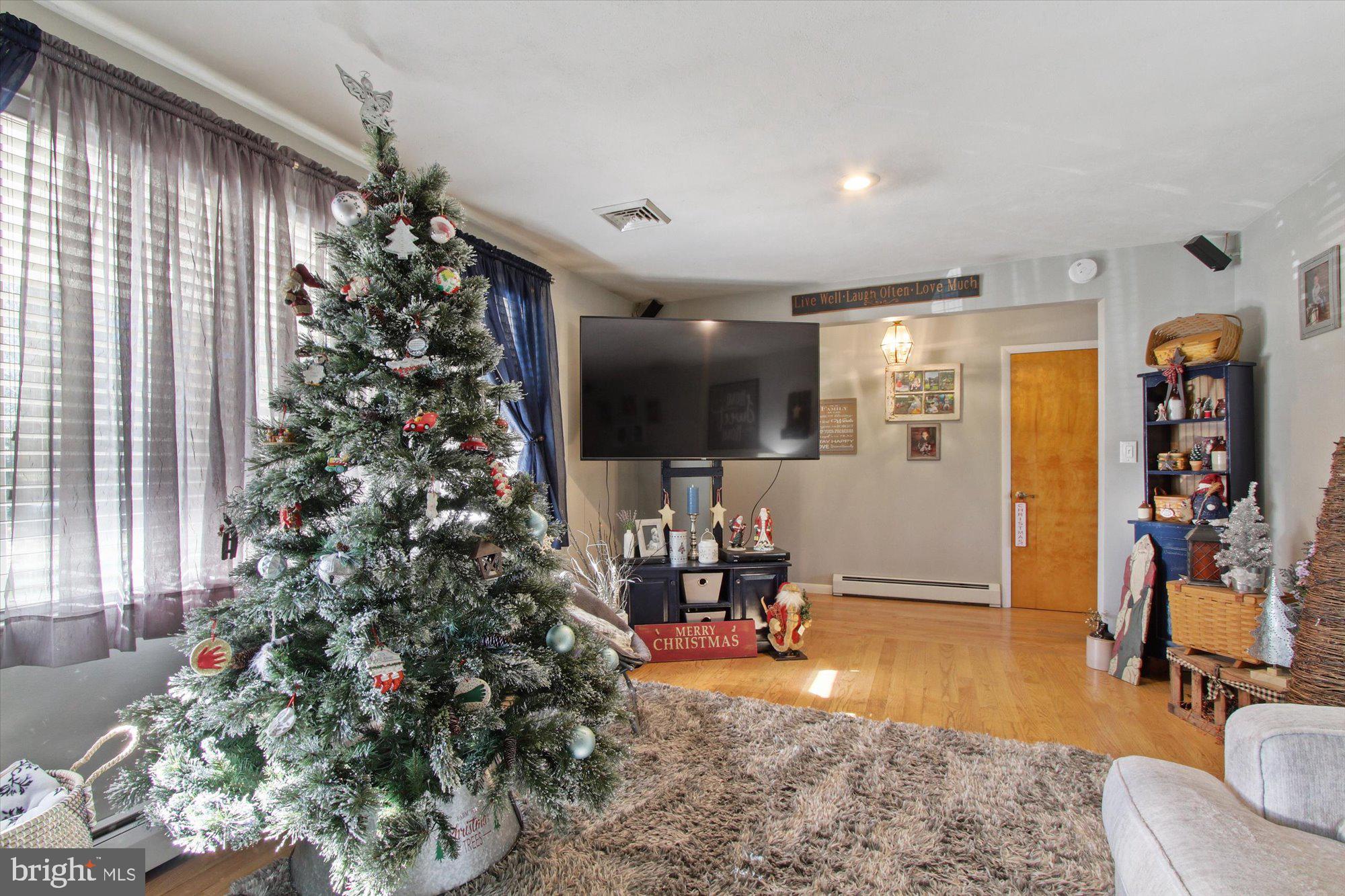 2455 Springwood Road York, PA 17402 - Photo 5 of 36 Gallery Image 5
