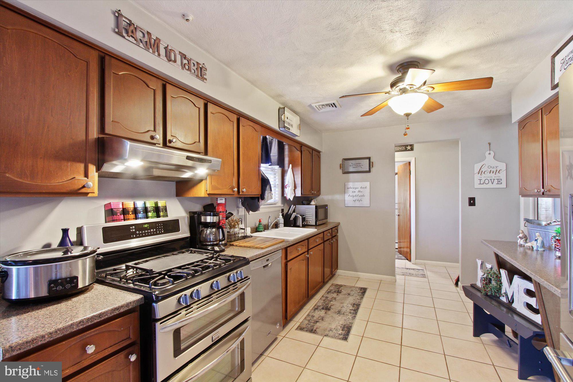 2455 Springwood Road York, PA 17402 - Photo 10 of 36 Gallery Image 10