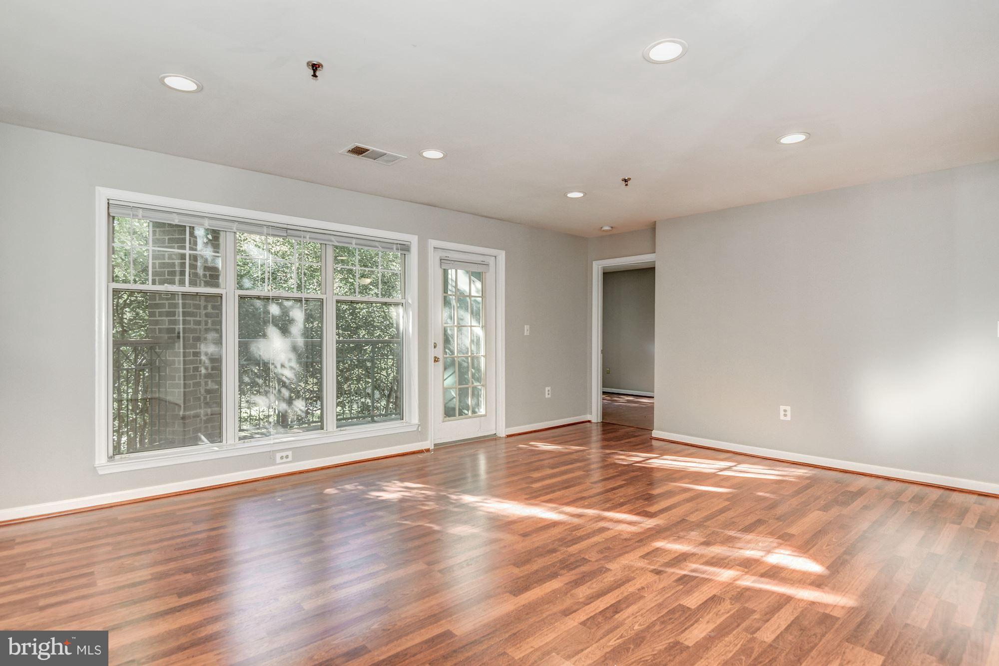 5563 Seminary Road, Unit 112 Falls Church, VA 22041 - Photo 15 of 30 Interior (General)