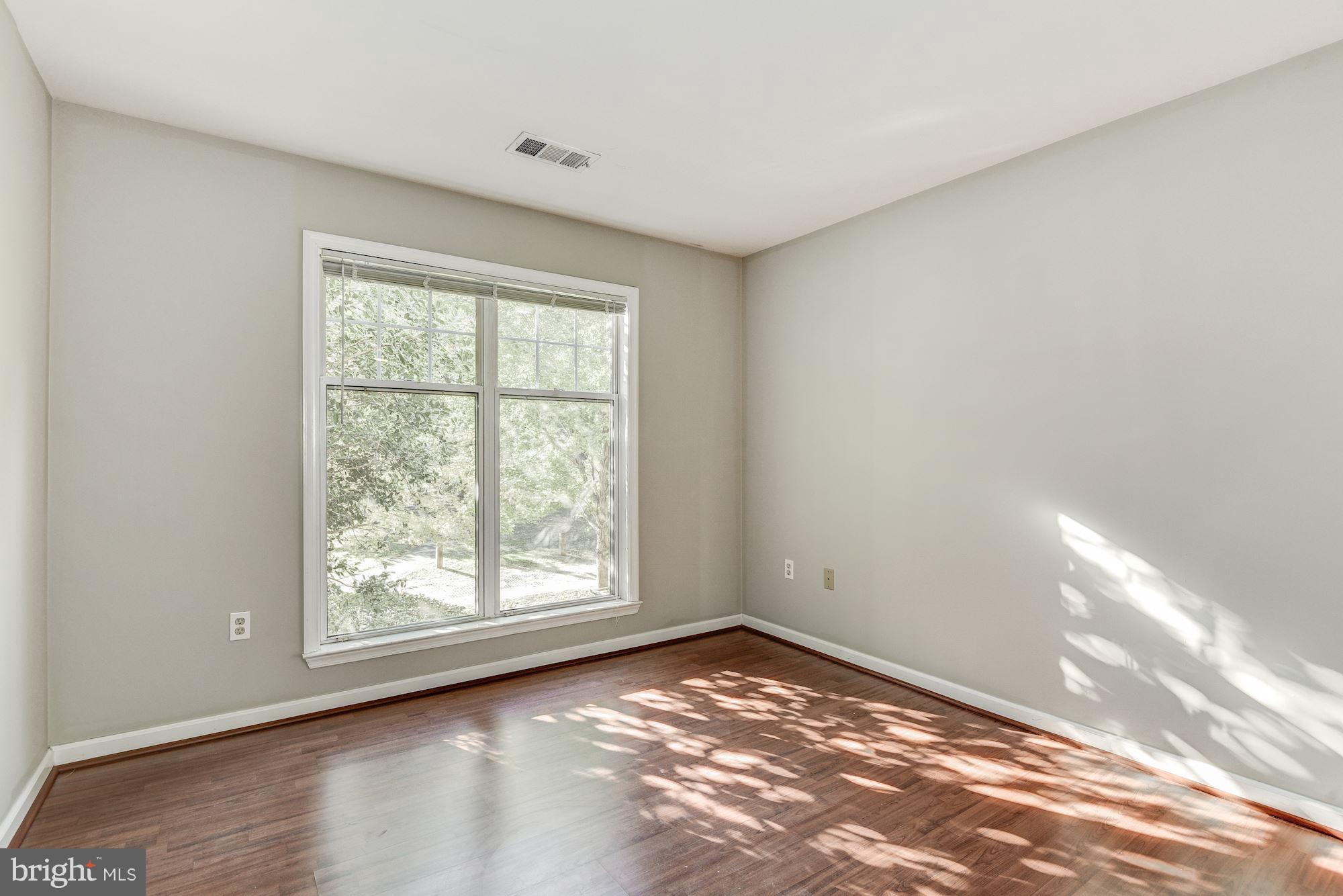 5563 Seminary Road, Unit 112 Falls Church, VA 22041 - Photo 16 of 30 Bedroom
