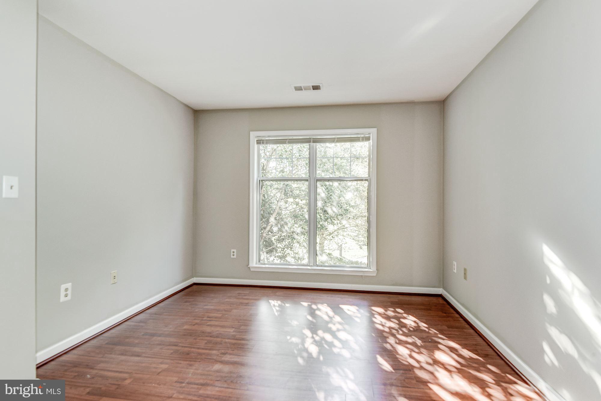 5563 Seminary Road, Unit 112 Falls Church, VA 22041 - Photo 17 of 30 Bedroom