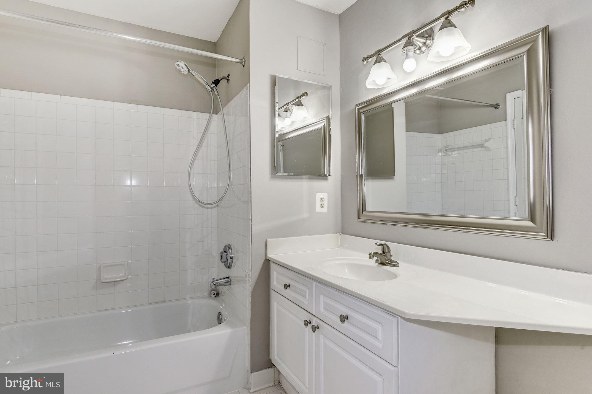 5563 Seminary Road, Unit 112 Falls Church, VA 22041 - Photo 18 of 30 Bath