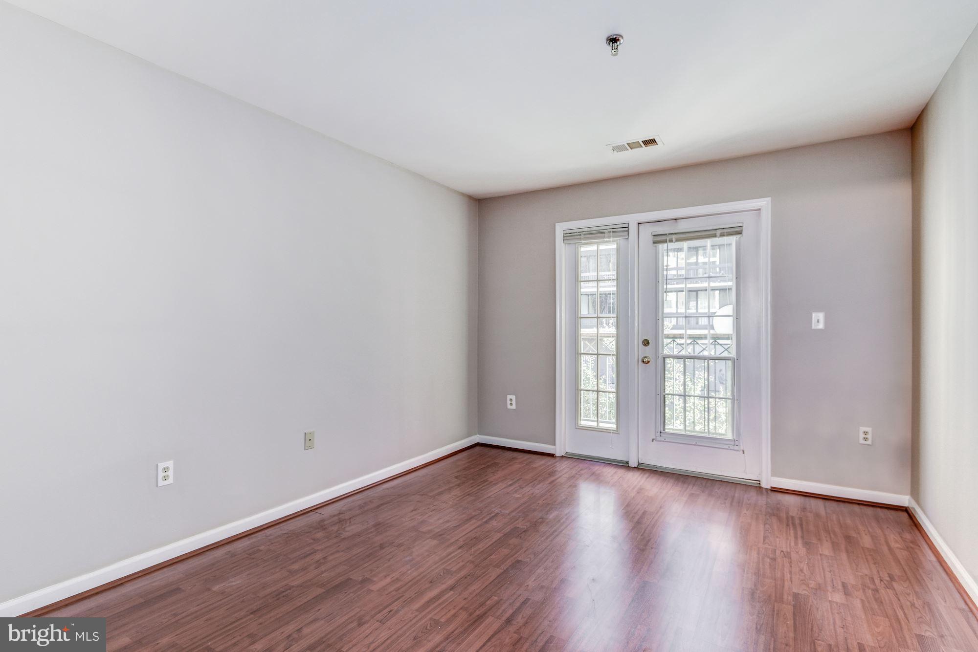 5563 Seminary Road, Unit 112 Falls Church, VA 22041 - Photo 20 of 30 Bedroom