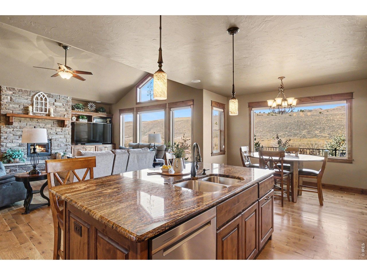 10723 Buckhorn Ridge Way Loveland, CO 80538 - Photo 12 of 50 a kitchen with lots of counter top space