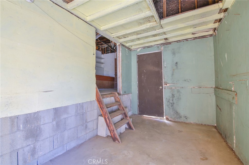 1707 Nabal Road La Habra Heights, CA 90631 - Photo 64 of 64 a view of a room with table and chairs