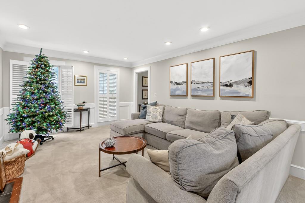 8110 Willow Tree Way Alpharetta, GA 30005 - Photo 6 of 50