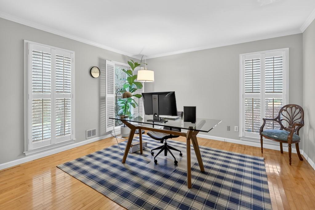 8110 Willow Tree Way Alpharetta, GA 30005 - Photo 9 of 50