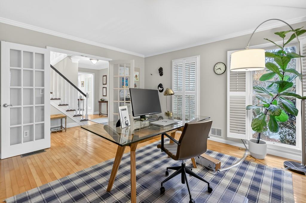 8110 Willow Tree Way Alpharetta, GA 30005 - Photo 10 of 50