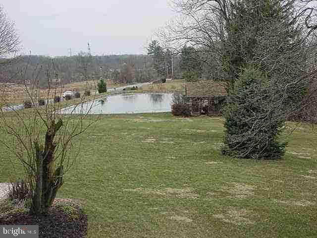 1233 Laudermilch Road Palmyra, PA 17078 - Photo 7 of 8 Gallery Image 7