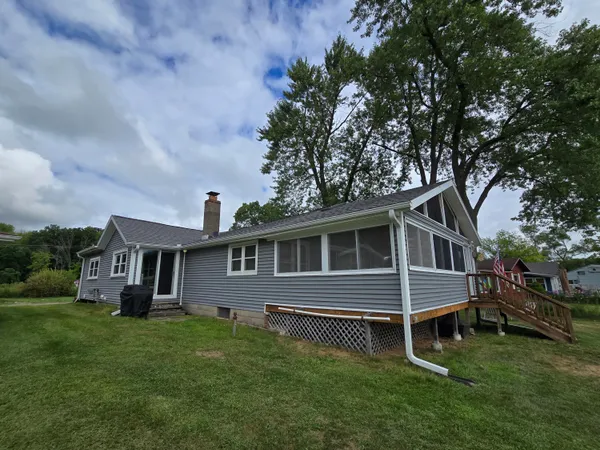 $389,900 | 11023 Pennock Lane, Delton, MI 49046