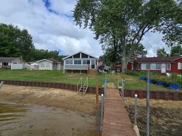 $389,900 | 11023 Pennock Lane, Delton, MI 49046