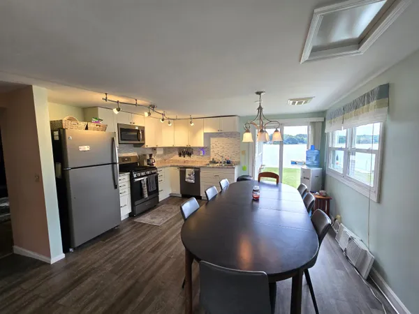 $389,900 | 11023 Pennock Lane, Delton, MI 49046