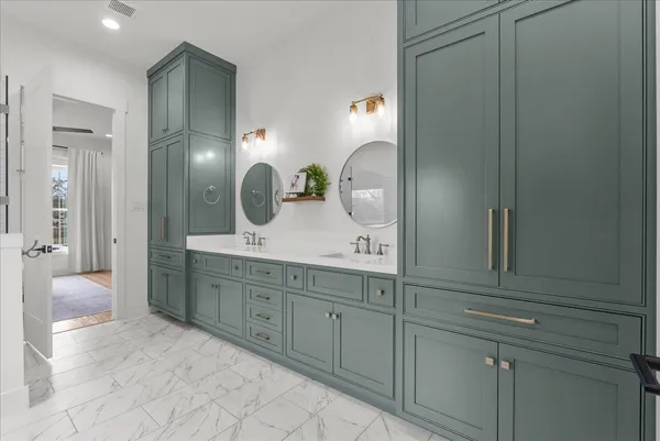 $1,800,000 | 15855 Hickory Bend Drive, Alvin, TX 77511