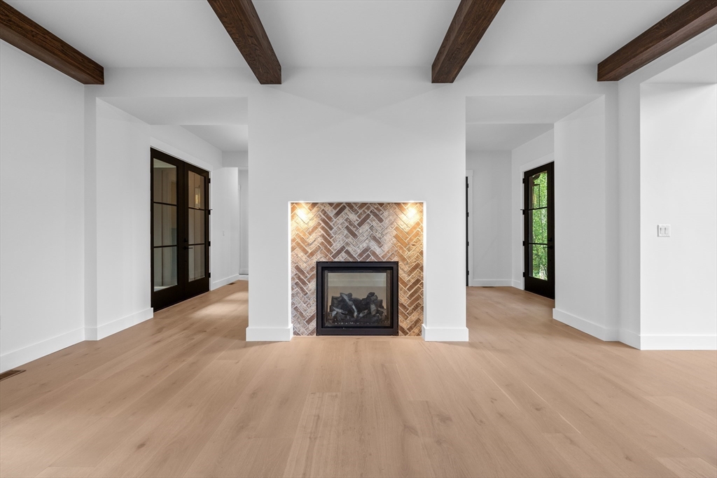 216 Greenwood Road Andover, MA 01810 - Photo 9 of 42