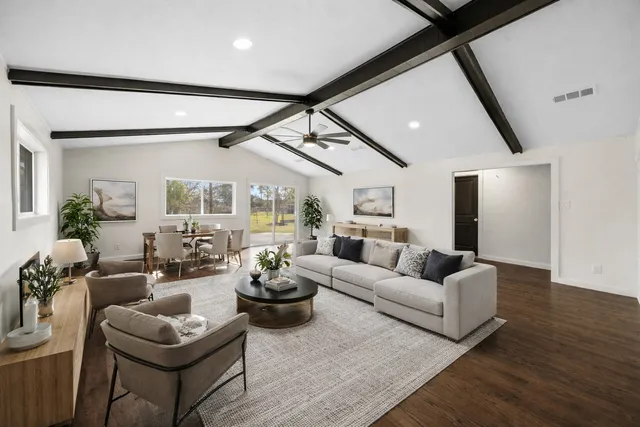 $425,000 | 6934 Heron Drive, Houston, TX 77087