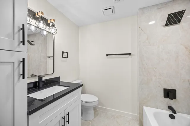 $425,000 | 6934 Heron Drive, Houston, TX 77087