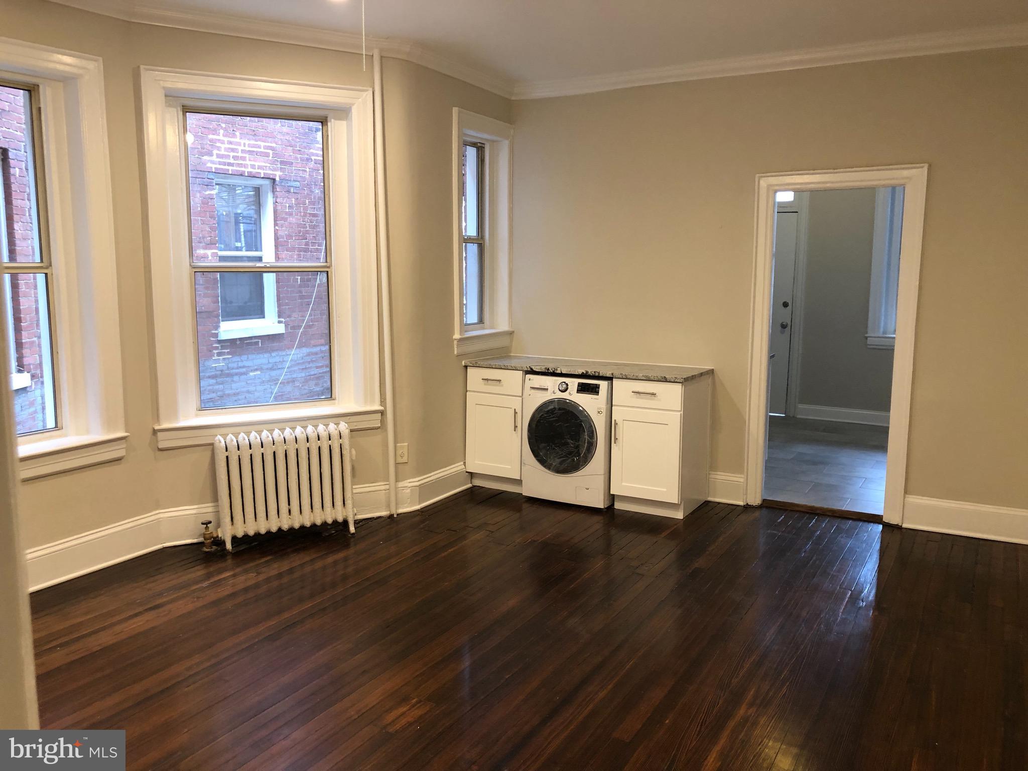 1527 Park Road Northwest, Unit 101 Washington, DC 20010 - Photo 10 of 18 Living Room