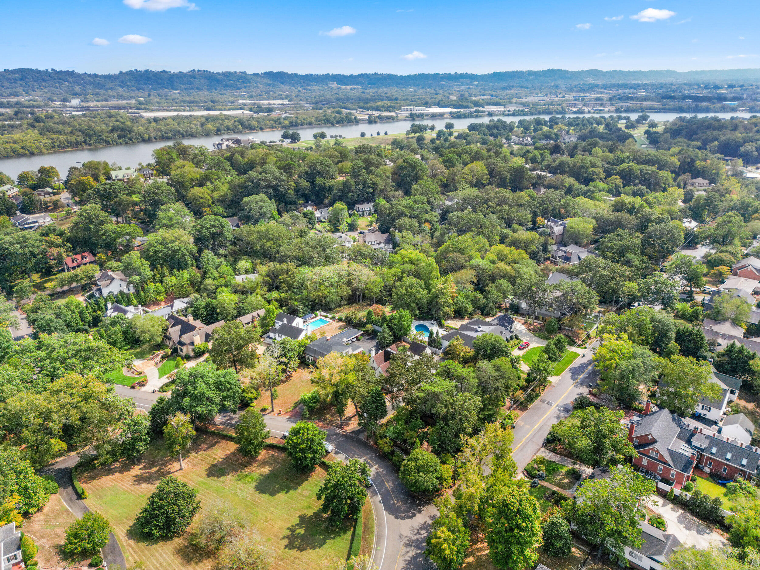 1506 Riverview Road Chattanooga, TN 37405 - Photo 51 of 52 49_dji_0287