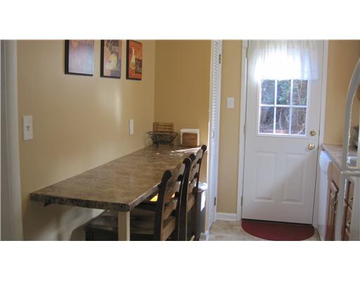 127 Spring Grove Road Penn Hills, PA 15235 - Photo 12 of 18 Kitchen.