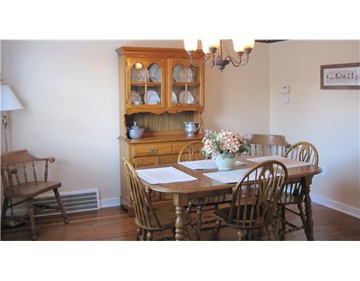 127 Spring Grove Road Penn Hills, PA 15235 - Photo 8 of 18 Dining Room.
