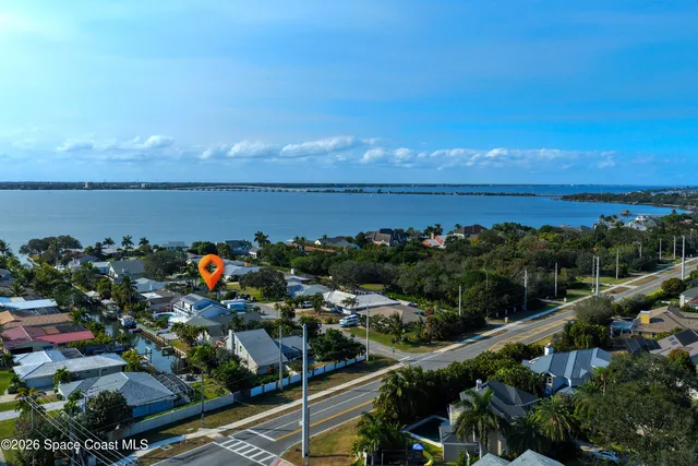 $1,297,500 | 725 Puesta Del Sol Plaza, Indialantic, FL 32903