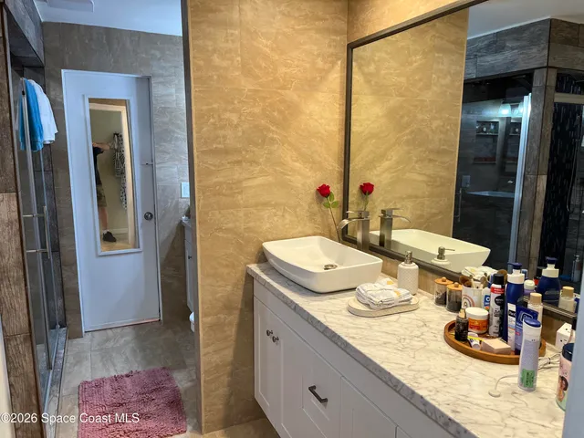 $1,297,500 | 725 Puesta Del Sol Plaza, Indialantic, FL 32903