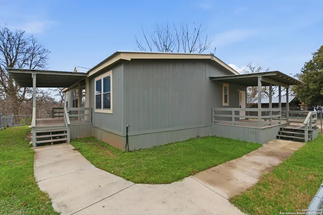 $259,900 | 596 Canal Lane, New Braunfels, TX 78130