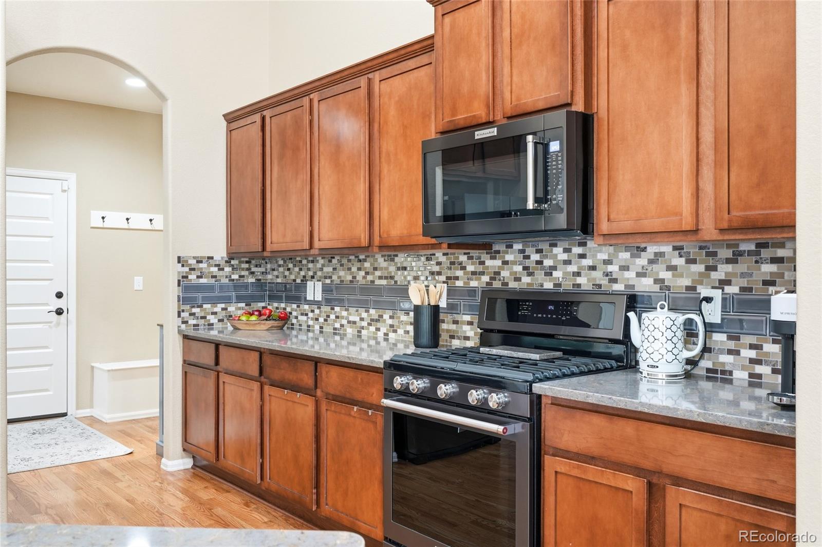 8325 Raspberry Drive Frederick, CO 80504 - Photo 5 of 44