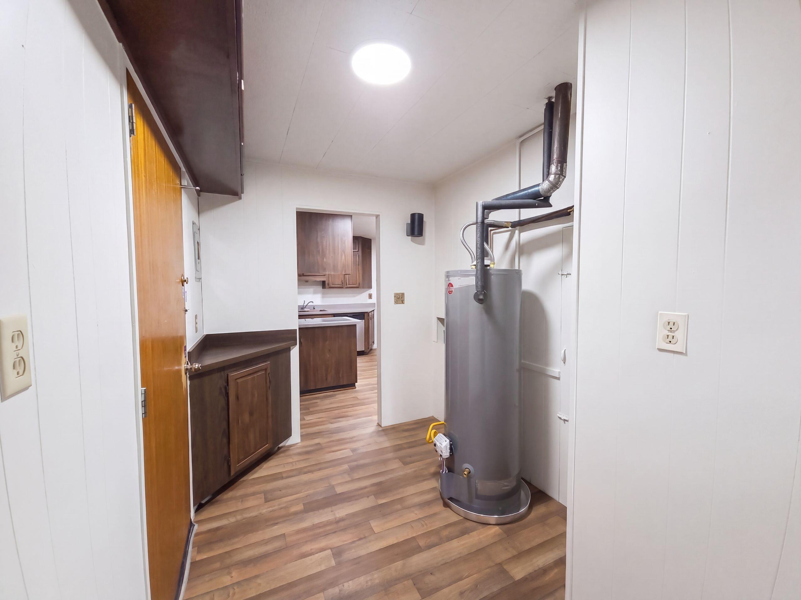 9222 Aztec Road Northeast Albuquerque, NM 87111 - Photo 16 of 17 Gallery Image 16