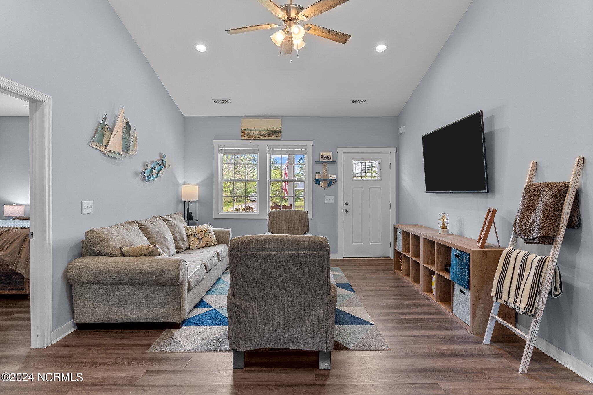 71 Bridges Road Southport, NC 28461 - Photo 15 of 38 30-web-or-mls-BTS07958