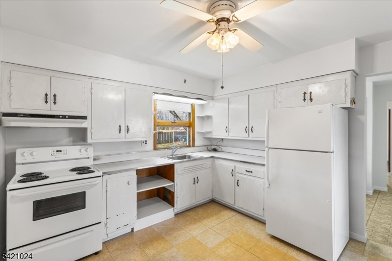 191 Lindley Court Andover, NJ 07821 - Photo 15 of 43