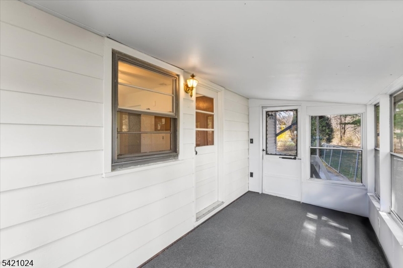 191 Lindley Court Andover, NJ 07821 - Photo 22 of 43