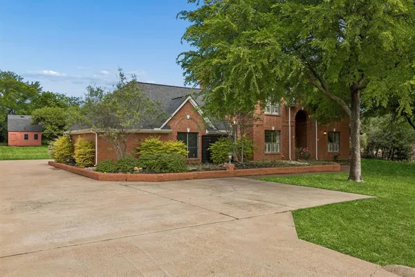 $5,500 | 7704 Emerson Lane, Flower Mound, TX 75022