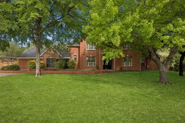 $5,500 | 7704 Emerson Lane, Flower Mound, TX 75022