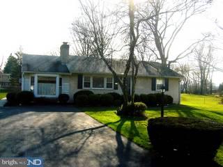 6 Pheasant Road Audubon, PA 19403 - Photo 1 of 6 Gallery Image 1