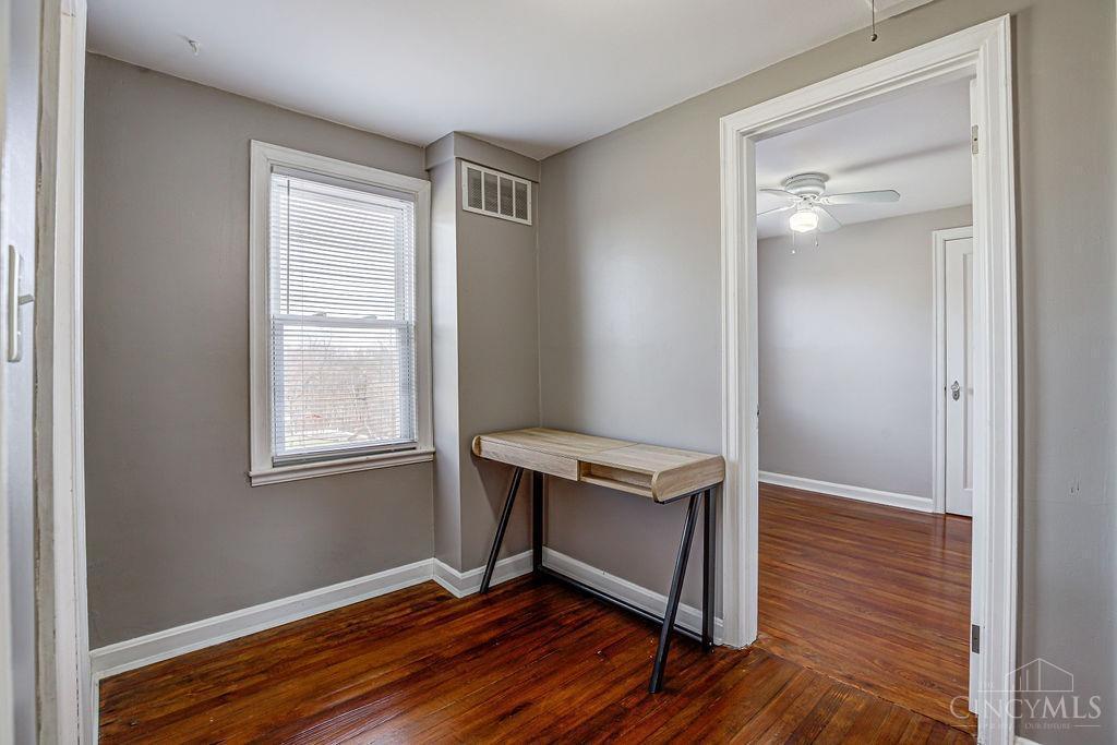 7702 Bridgetown Road Cincinnati, OH 45248 - Photo 19 of 38