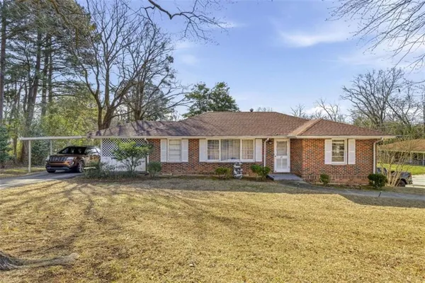 $205,000 | 27 Hilltop Lane, Toccoa, GA 30577