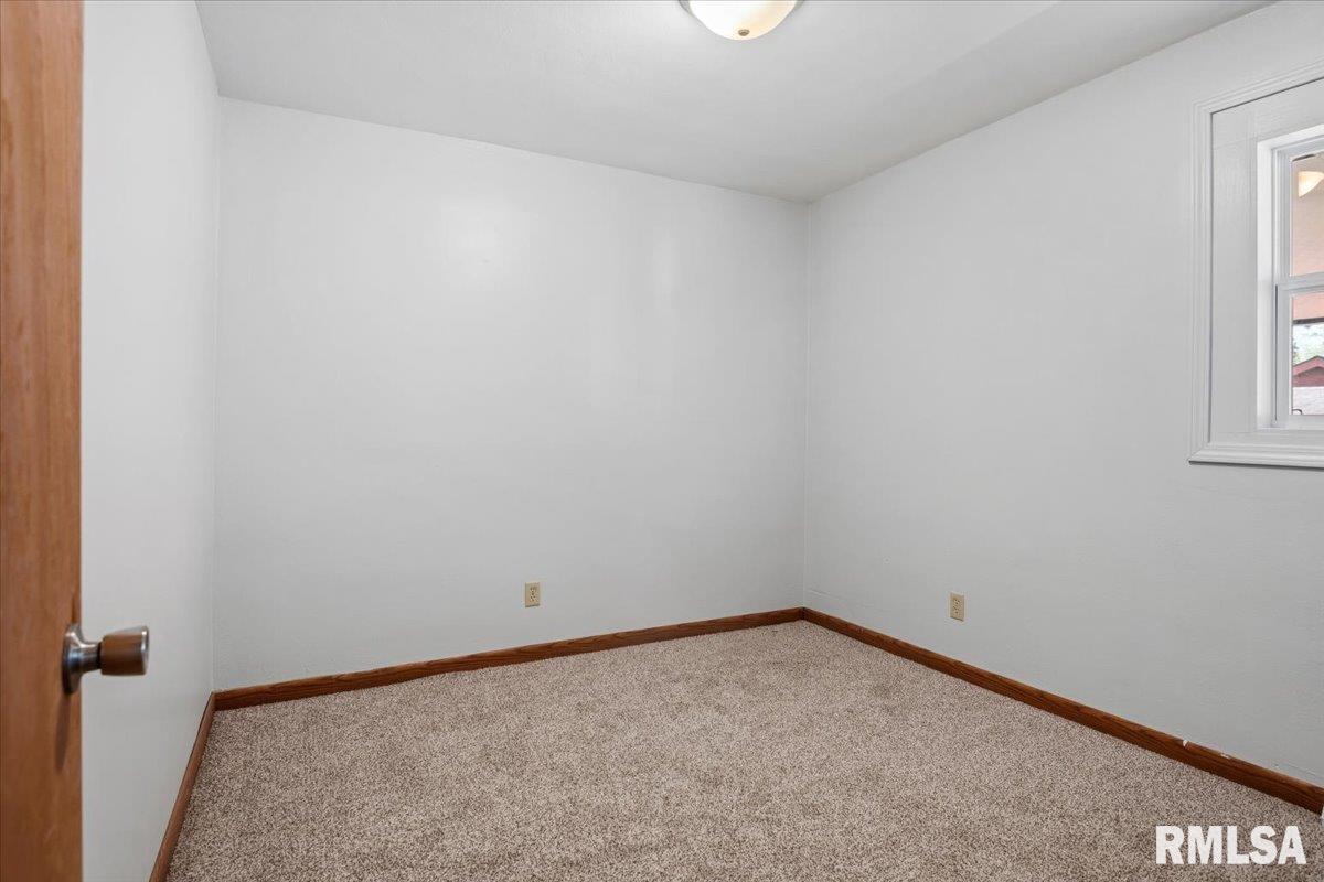 804 North Grand Avenue West Springfield, IL 62702 - Photo 15 of 26