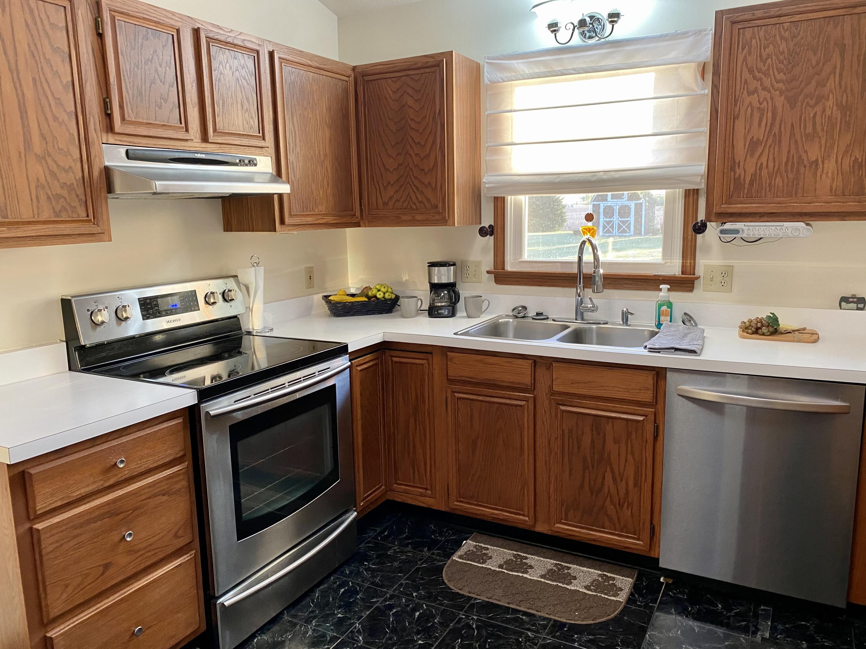 6199 Middle Urbana Road Springfield, OH 45502 - Photo 10 of 33