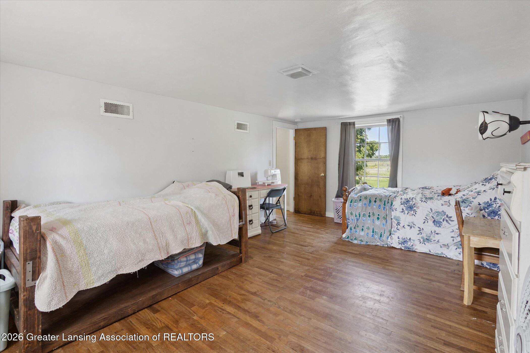 2615 East Alward Road St. Johns, MI 48879 - Photo 21 of 76 21-2615-Alward-Rd-Laingsburg-MI-48848-Wi