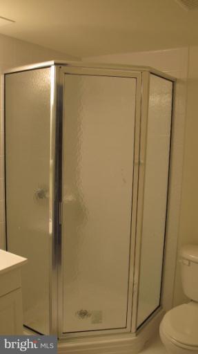 8004 Ridgely Oak Road Parkville, MD 21234 - Photo 10 of 14 Bath #2
