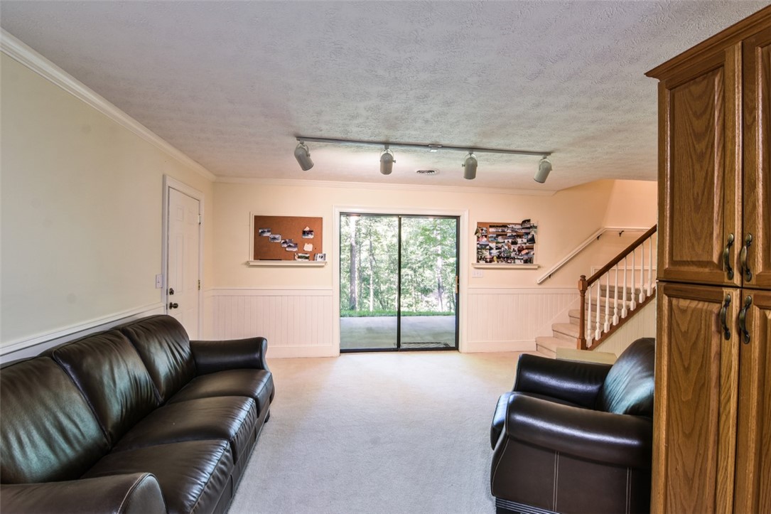 1484 Coneross Point Drive Seneca, SC 29678 - Photo 25 of 33 Gallery Image 25