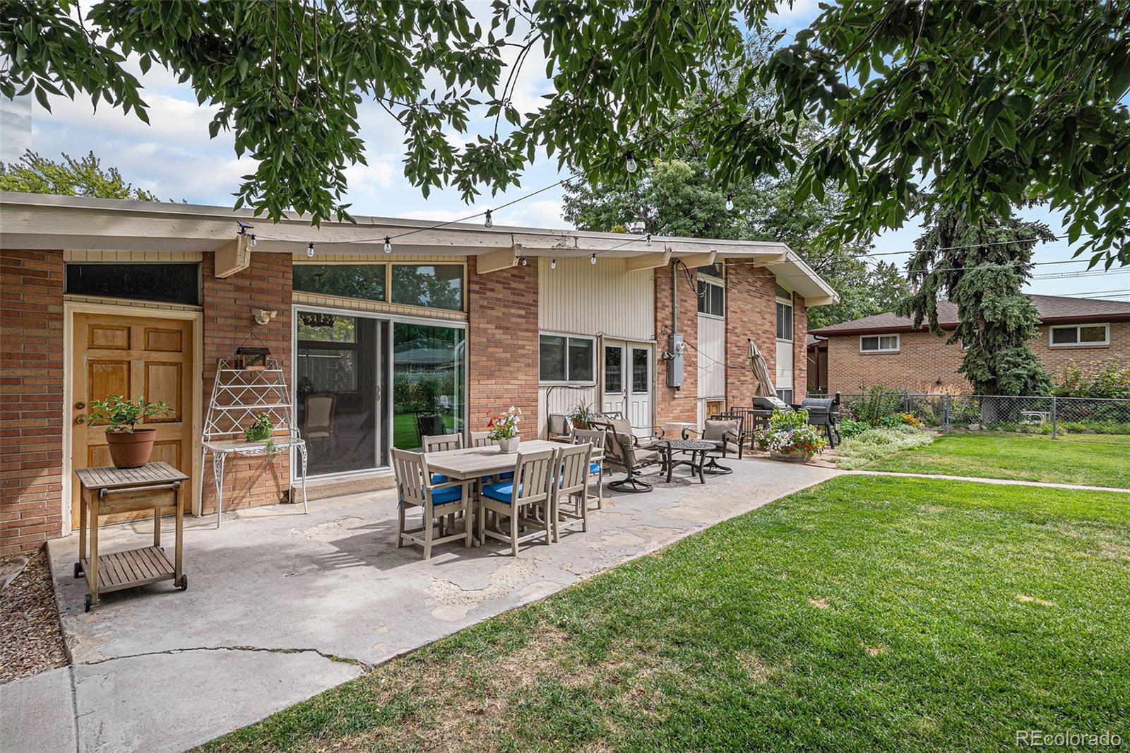 1575 South Grape Street Denver, CO 80222 - Photo 22 of 28