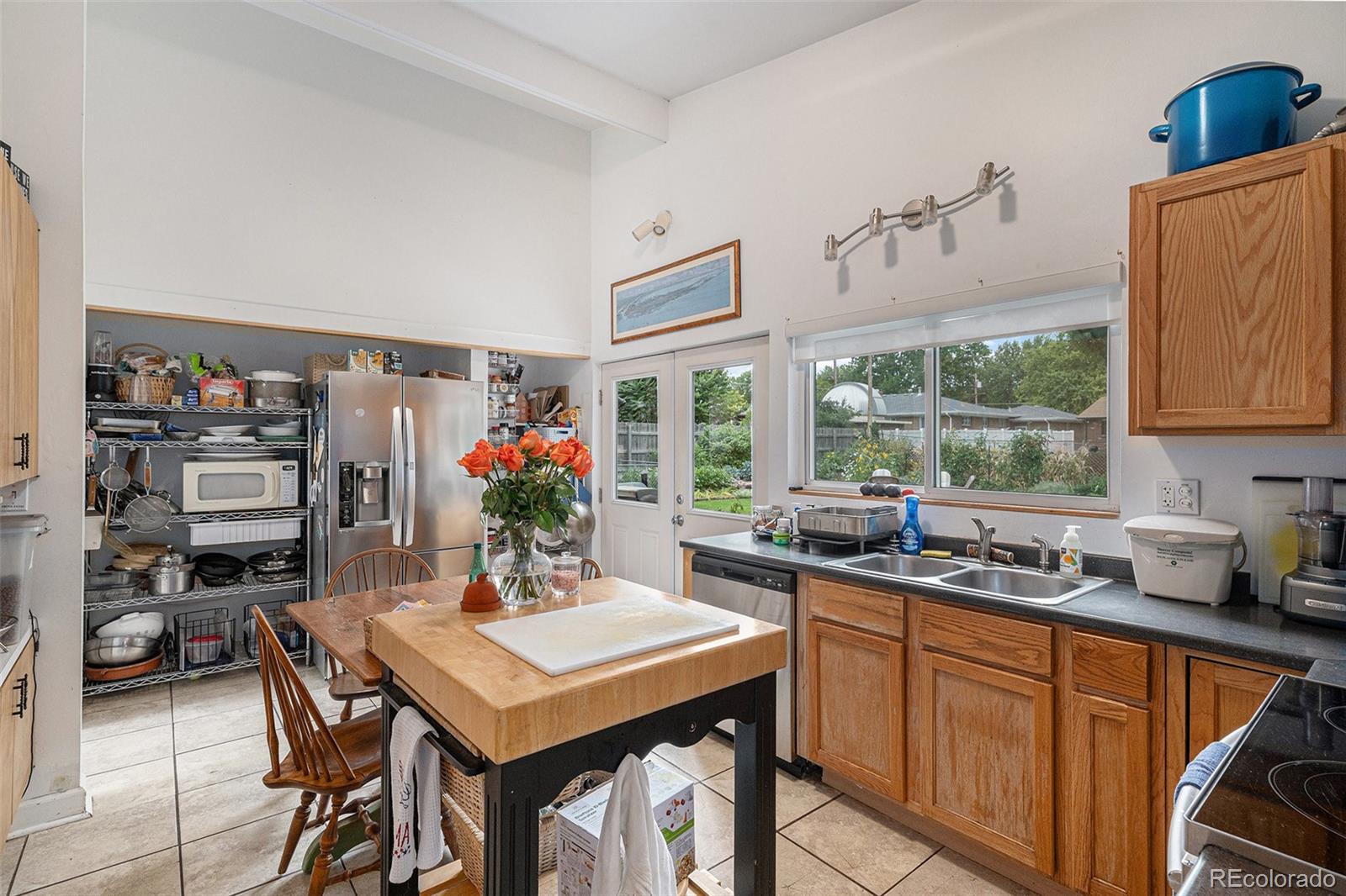 1575 South Grape Street Denver, CO 80222 - Photo 10 of 28