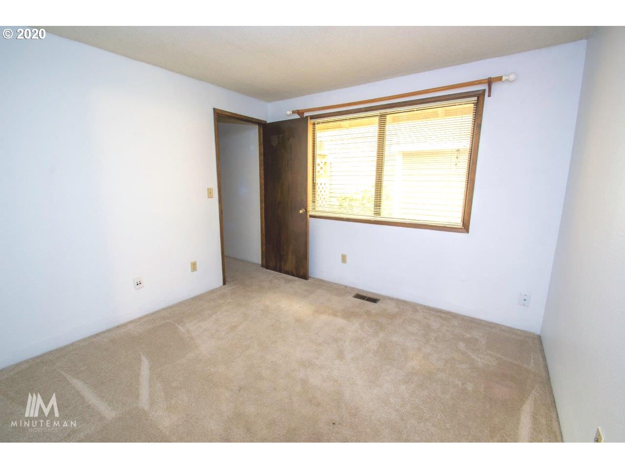 5525 Northwest Ridgemoor Court Portland, OR 97229 - Photo 21 of 25 Gallery Image 21